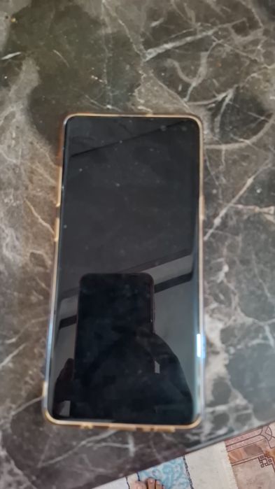 Samsung S10 сатылады.