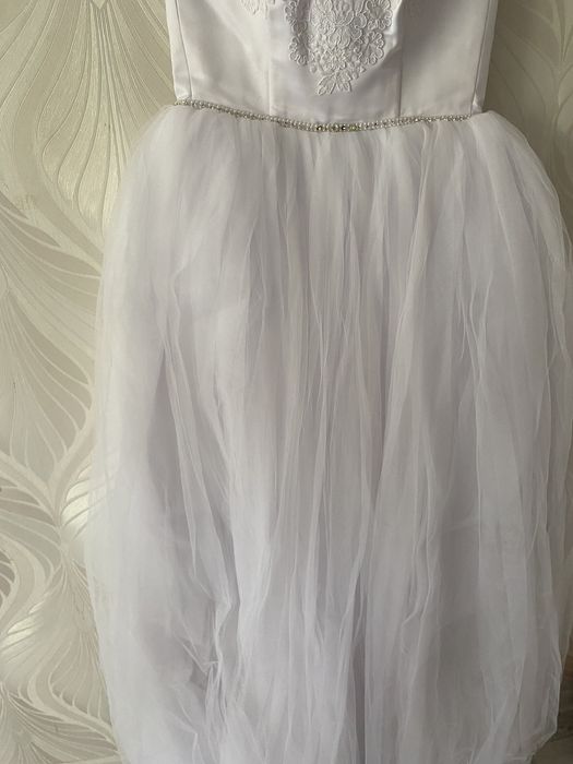 Свадебные платья продам