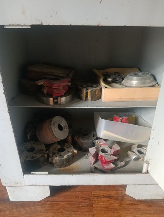 Фрезы по дереву, для станка.