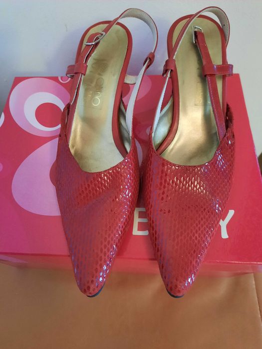 Rochie de mireasa printesa sî rochie nasa