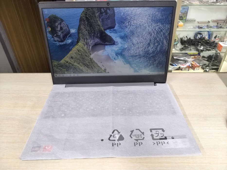 Продам ноутбук Lenovo S145