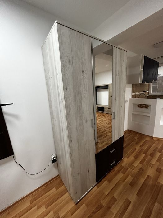 Inchiriez apartament 2 camere Obcini