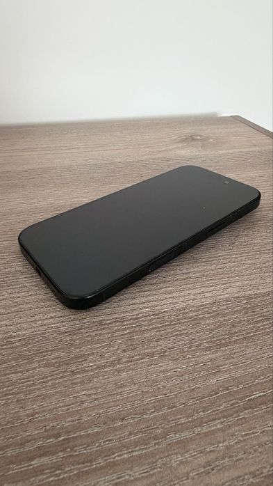 Iphone 16 pro - negru