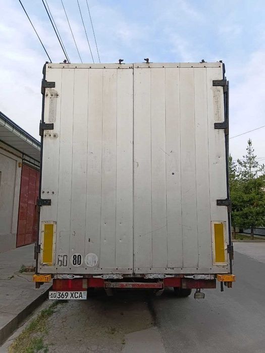 Ford IVECO белый