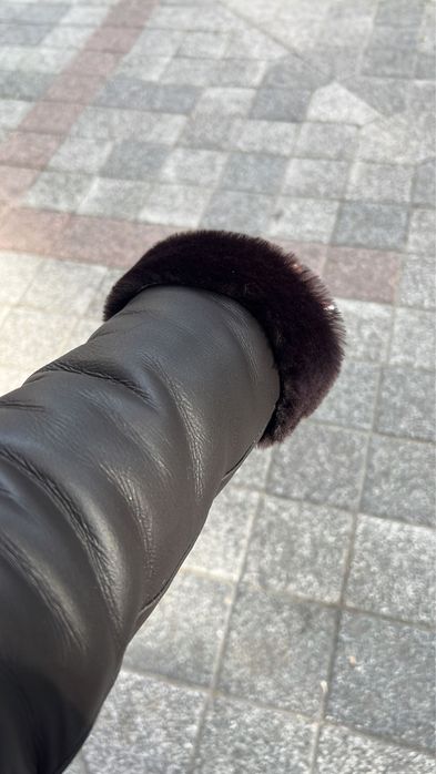 Продам новую дубленку!