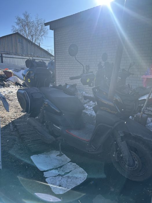 Продам скутер танк