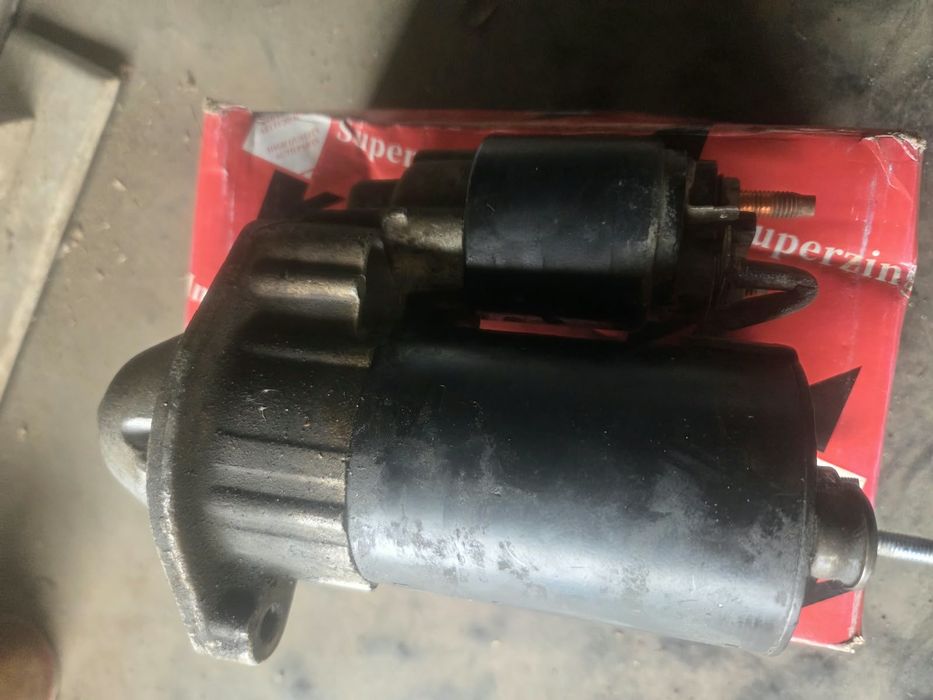 Продам стартер Ауди б4.