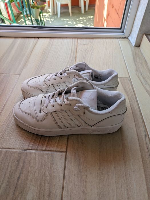 Adidas Rivalry Low 44 номер