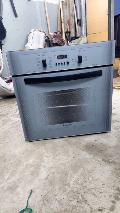 Продам духовой шкаф