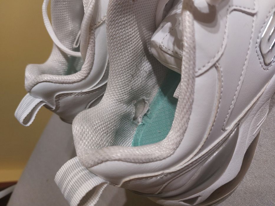 Adidasi Skecers 38,5