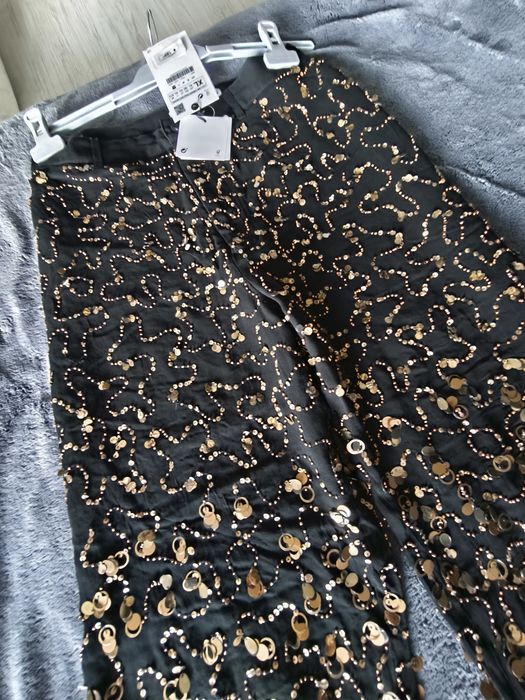 Pantaloni din voal cu paiete mărimea XL