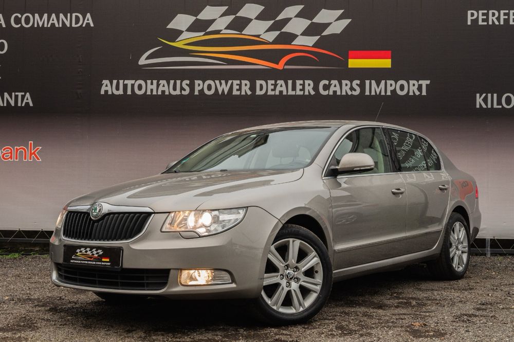 Skoda Superb -aut - scaune incalzite - senzori parcare - credit auto