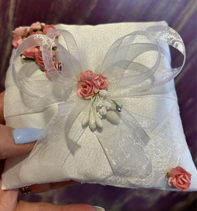 РАЗПРОДАЖБА!!! Сватбени възглавнички