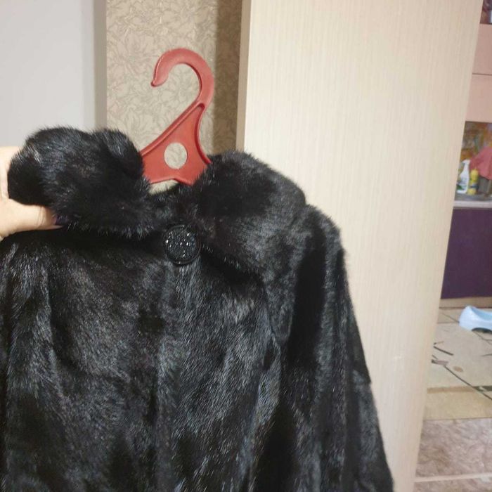 шуба нокровая б/у