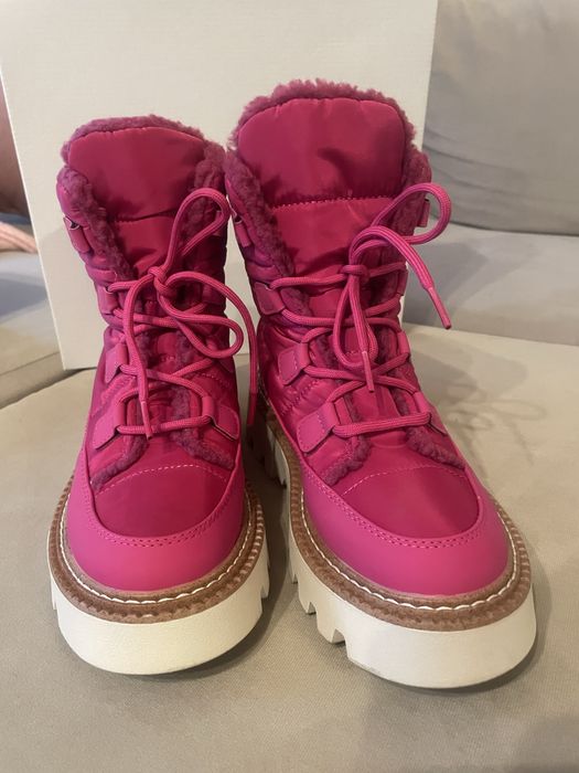 Боти с каракул / Deichmann