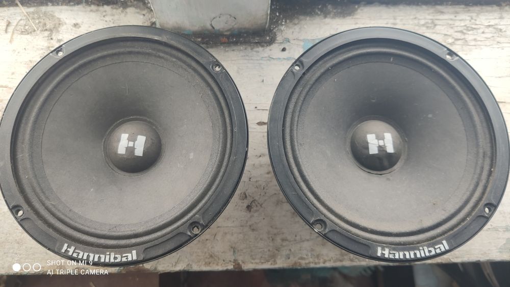 Продам колонки и подиуми