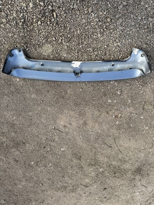 Крило спойлер Мазда 3