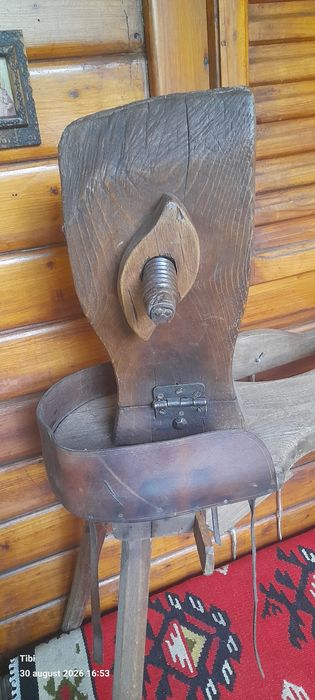 Scaun de curelar, piesă autentica de mestesugar ardelean sec.19