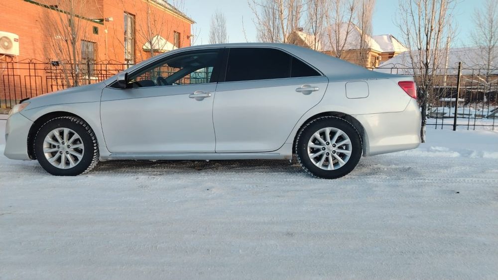 продам Тойота 50 LE отличным состояний