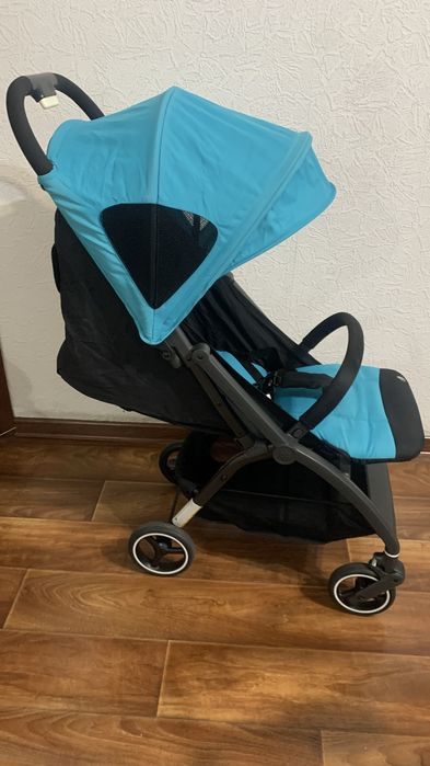 Кояски Joue Mirus и Evenflo Stride