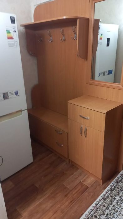 Продам Шкаф для прихожки