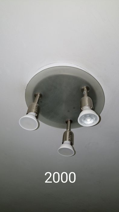 Срочно продам люстры