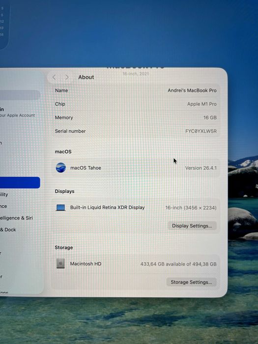 Macbook Pro 16" - M1 Pro - 16gm RAM - 512 SSD