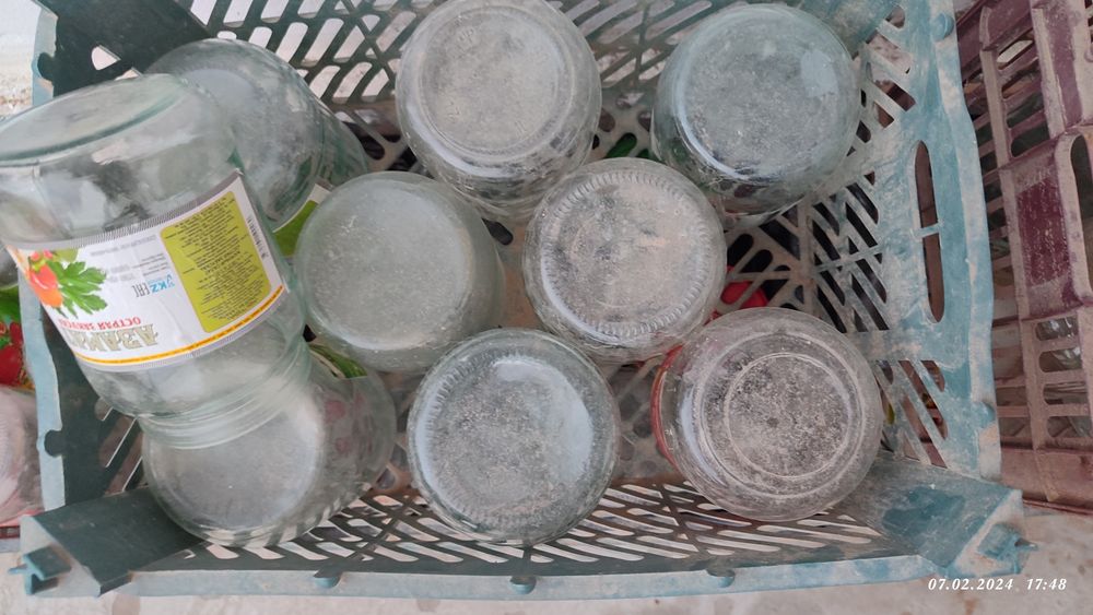 Яшик, банкалар сатылады