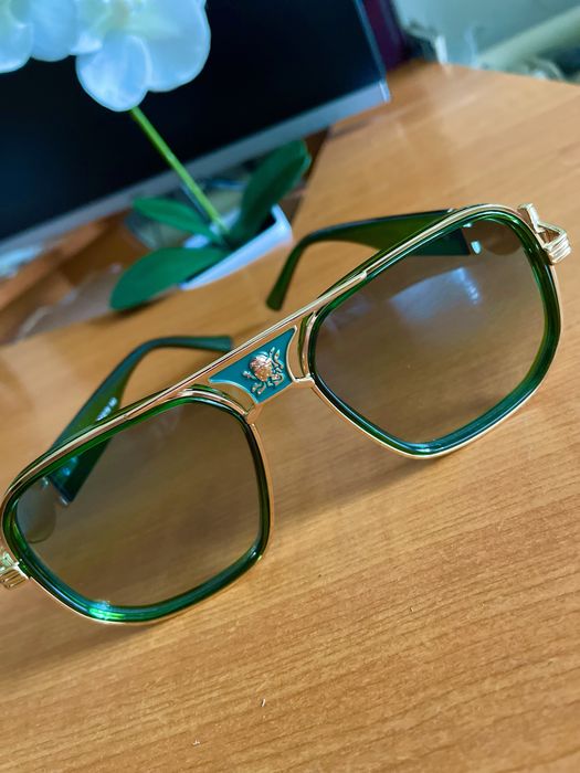 Солнцезащитные очки