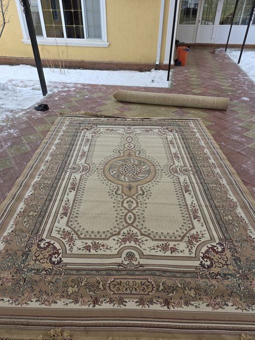 Әр түрлі б/у кілемдер /ковёр/