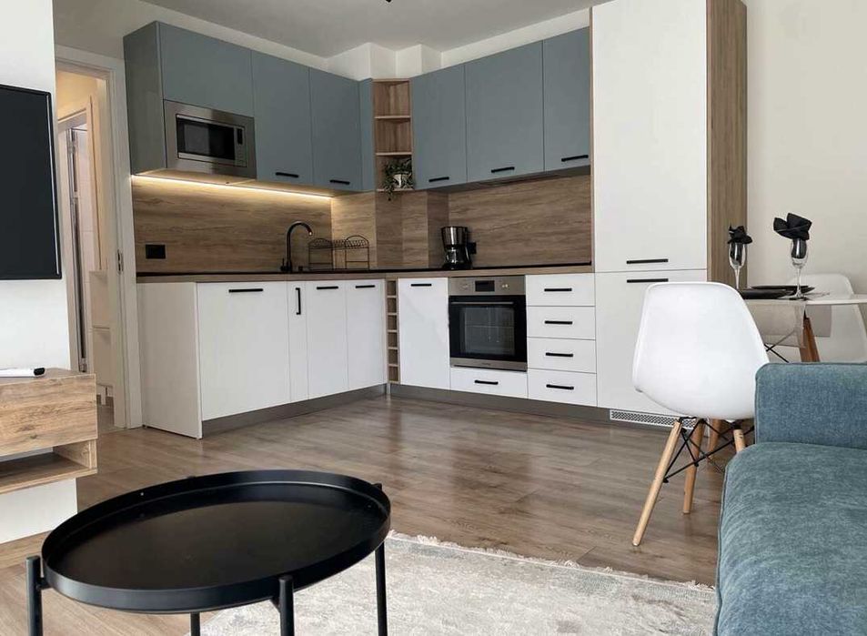 Чисто нов едностаен апартамент с отделна спалня до метро Надежда