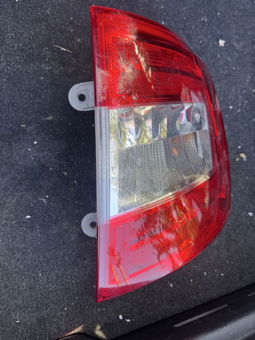 Stop dreapta spate skoda octavia 3