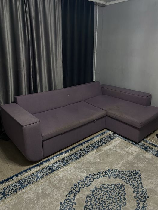 Продаю угловой диван