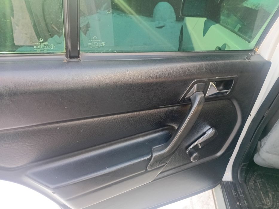 Продам мерседес Е 190