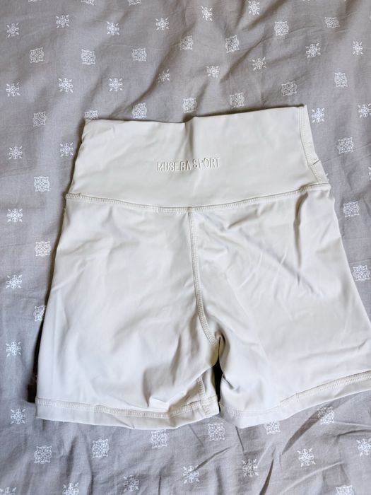 Късо спортно клинче Musera