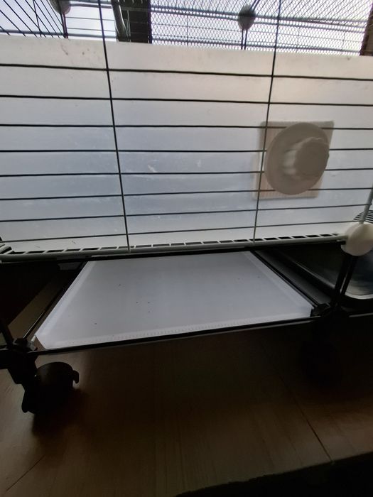 Зоотовары. Клетка.