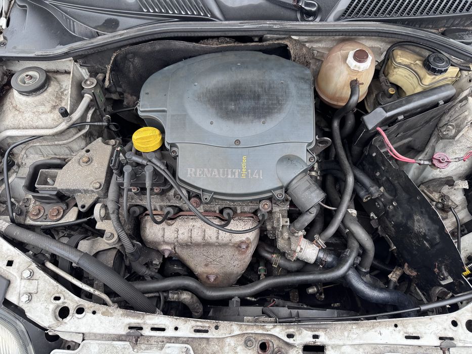 Renault Clio/Simbol 1.4i 60hp 2001г На Части