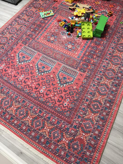 Продается безворсовый ковер Турция