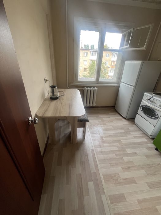 Сдам 1,5 полуторка площадь Ушанова