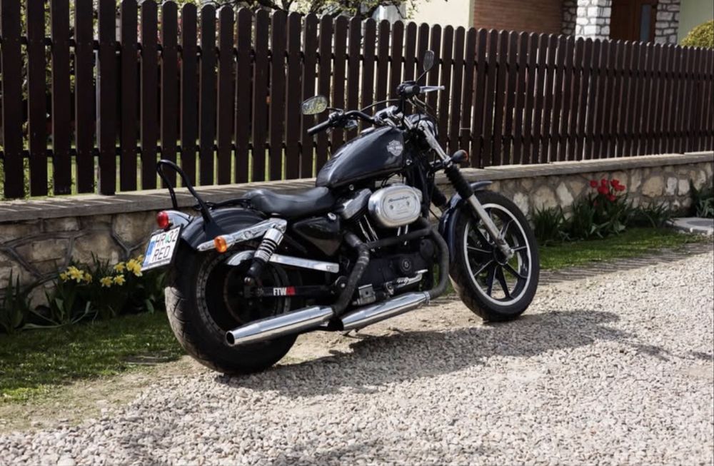 Harley Davidson XL883 2004