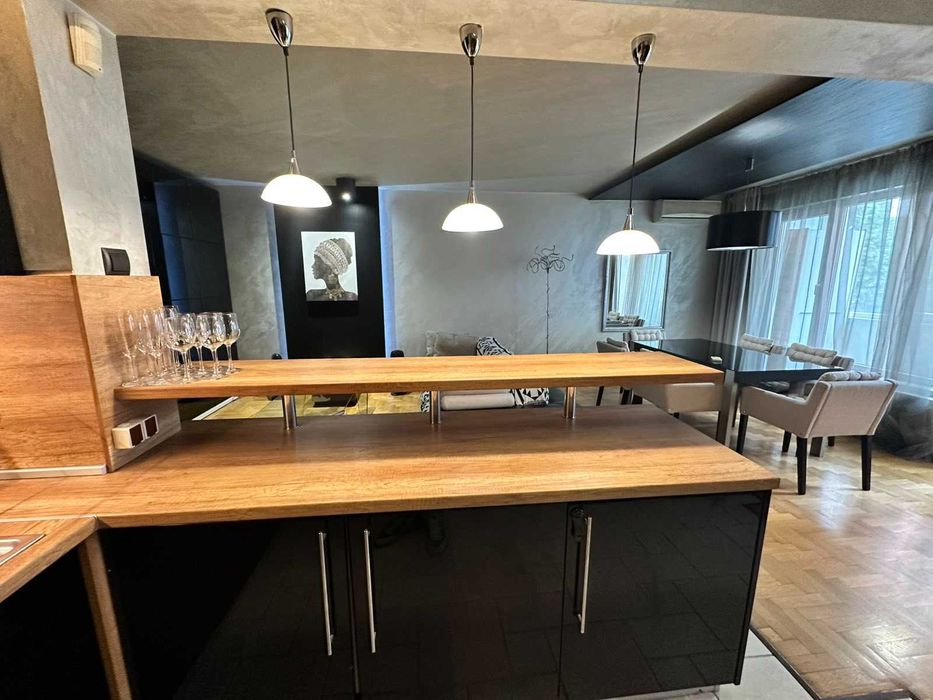 КЛЮЧ! Модерен ДВУСТАЕН НОВ ДОМ в сърцето на столицата