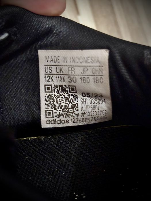 Оргинални маратонки adidas