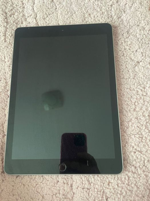 Vând la lot sau bucata