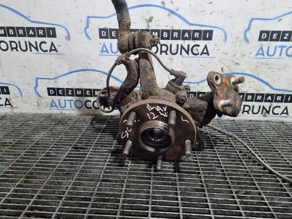 Fuzeta stanga fata Toyota RAV 4 II 2.0 Benzina 2002 - 2006 Manuala 5 Trepte 1AZ - FE ...
