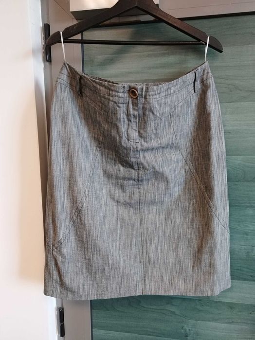 Женски костюм нов