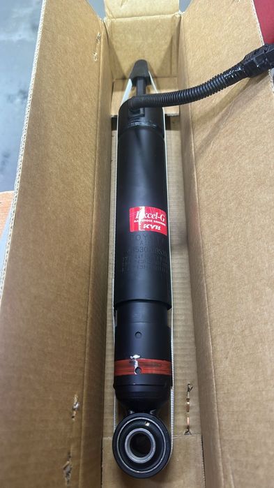 Продам новые амортизаторы,на Toyota prado 150,задние комплект