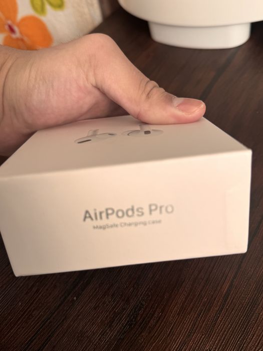 Продам airpods pro