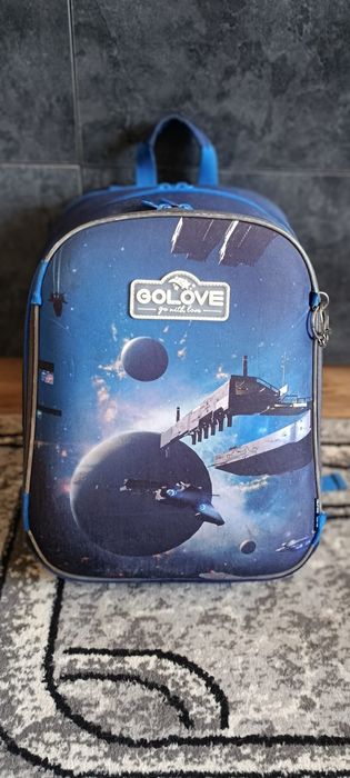 Срочно продам портфель в идеальном состоянии фирмы Golove