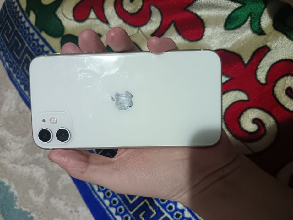 Айфон 11 64 гб идеал