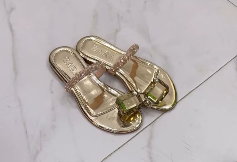 Элегант олтин рангли Zara шиппаклари